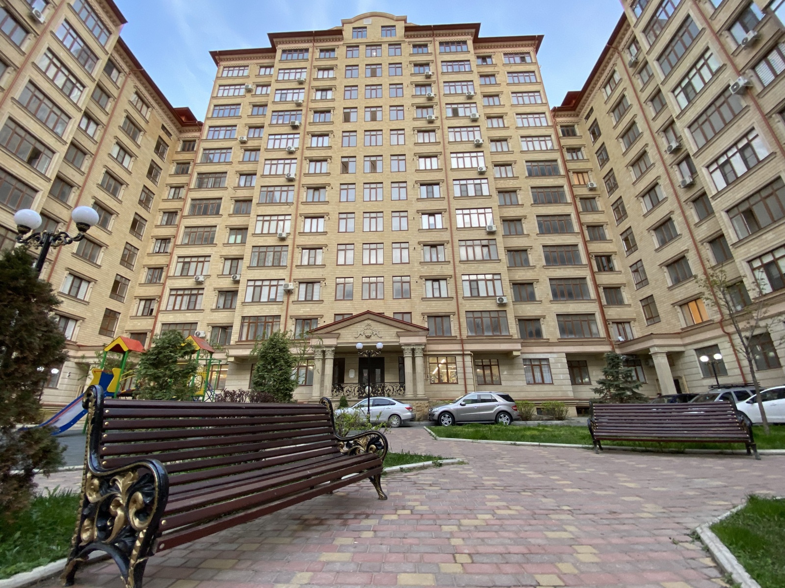 2-х комнатная квартира с дизайнерским ремонтом.