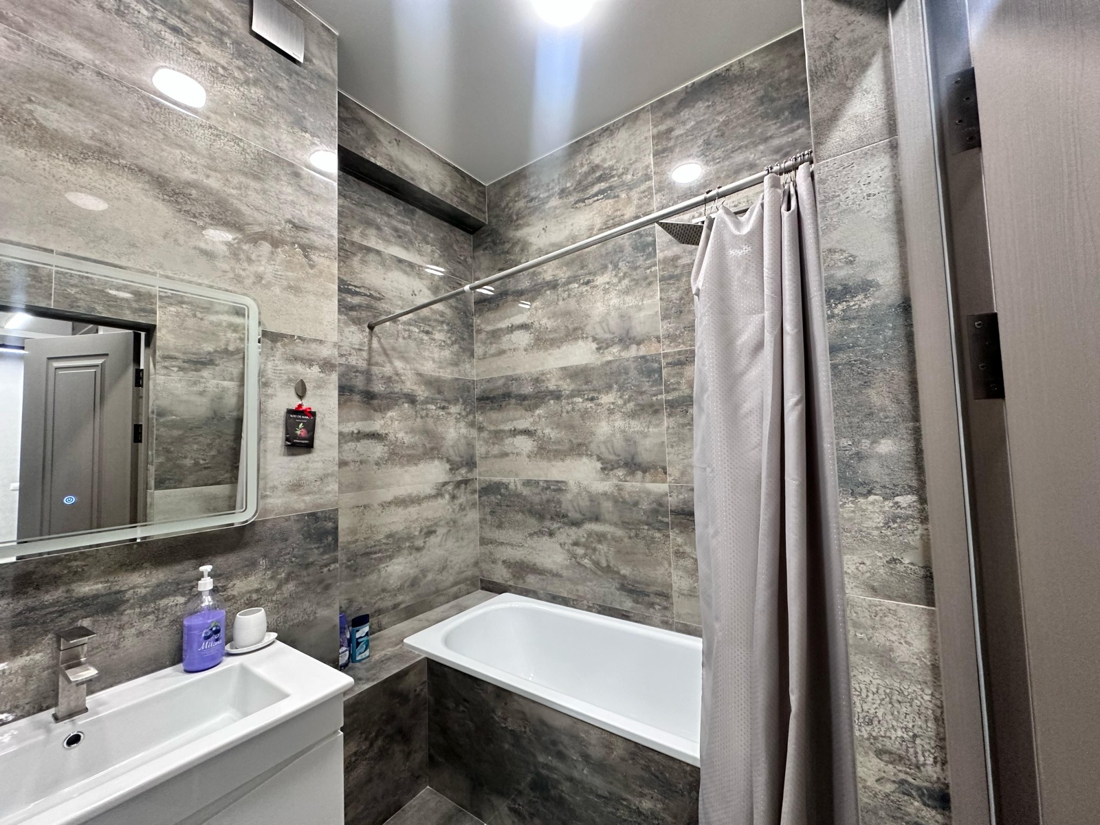BARAKA APARTAMENTS